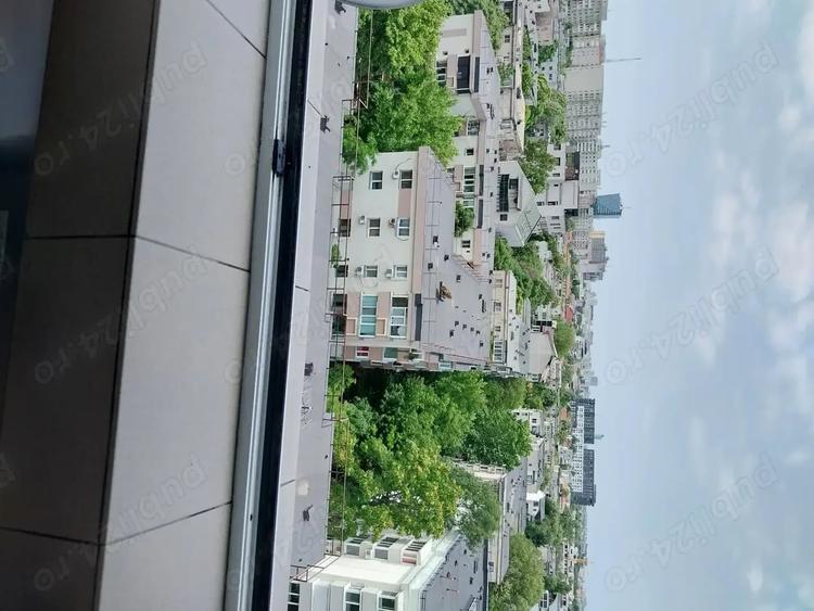 Apartament cu 2 camere decomandat în Lacul Tei