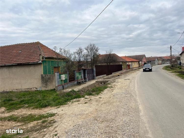 Spațiu comercial, în Cheriu