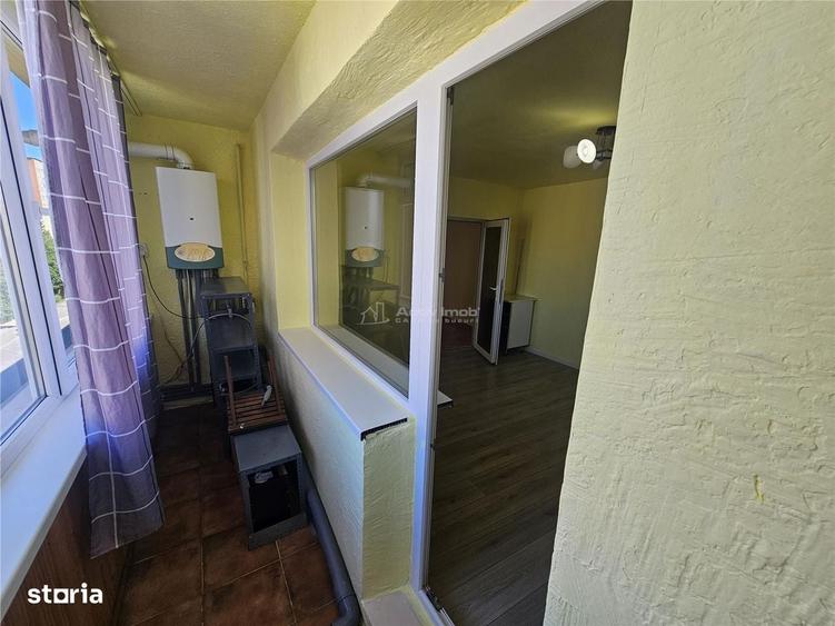 Apartament cu 2 camere semidecomandat în Central