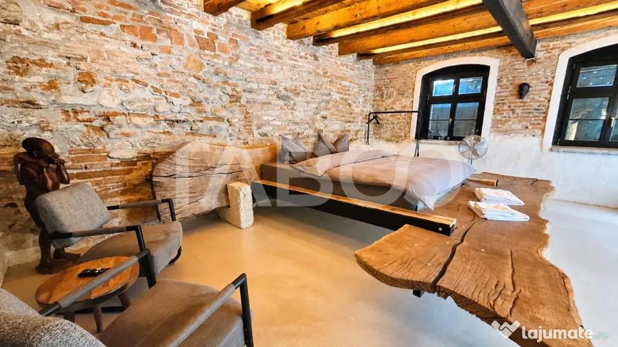 Apartament cu 3 camere decomandat în Orașul de Jos
