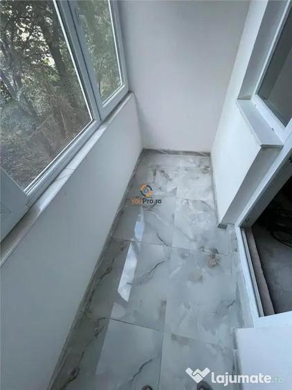 Apartament cu 3 camere semidecomandat, mobilat în Dacia