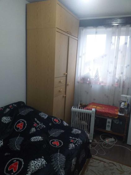 Apartament cu 2 camere nedecomandat în 9 Mai