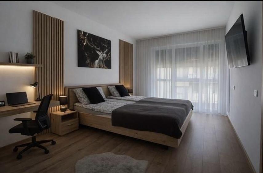 Apartament cu 3 camere decomandat în Central
