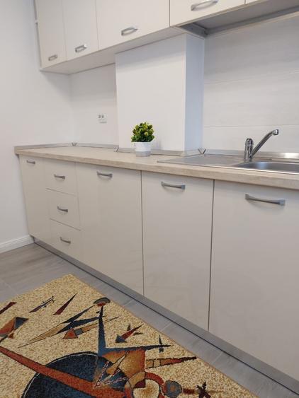Inchiriez apartament 2camere bloc nou - 3