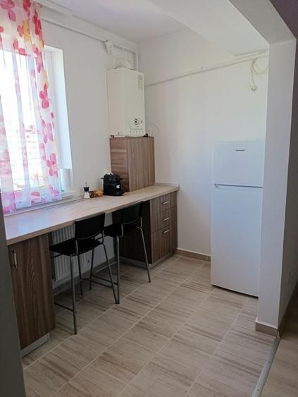 Apartament cu 2 camere decomandat în Berceni