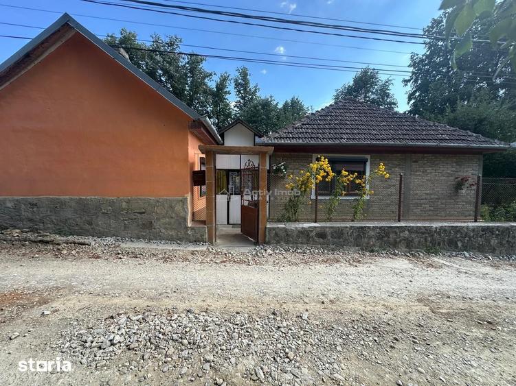 Bocsa Montana, Casa Cocheta de Vacanta sau investitie, Zona Pitoreasca - 1