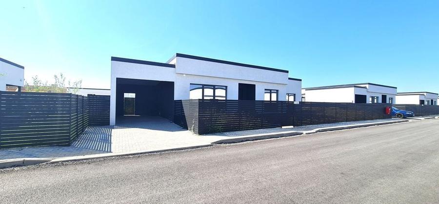 Casă cu 4 camere cu Teren 500 Mp în Tărlungeni