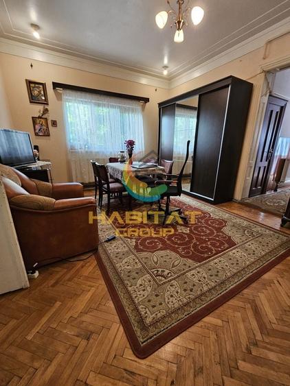 Casă individuală cu 8 camere cu Canalizare în Iancului