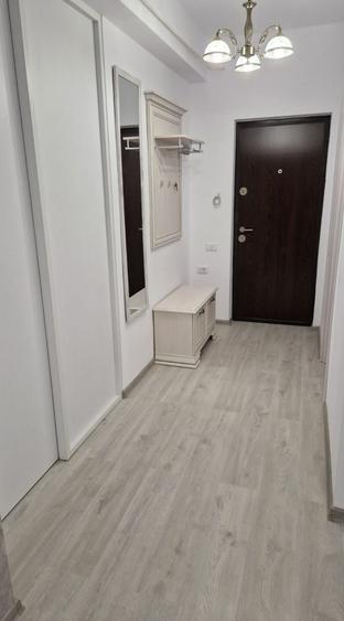 Apartament cu 2 camere semidecomandat în Ostroveni