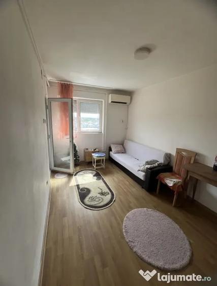 Garsonieră semidecomandată în Cloșca