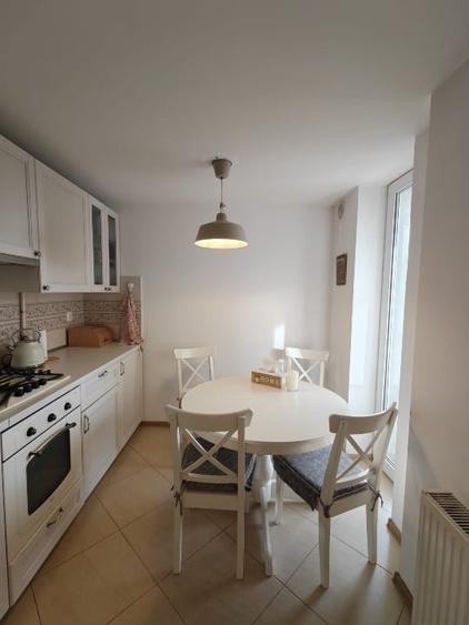 Apartament cu 2 camere semidecomandat, mobilat în Doamna Ghica