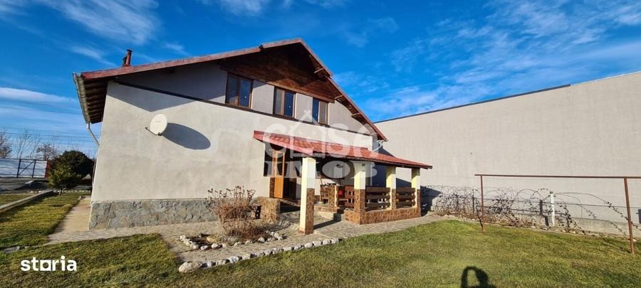 Casă cu 4 camere în Mogoșești