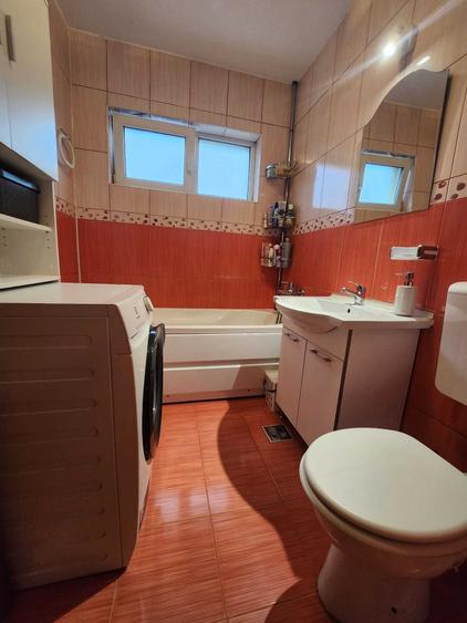 Apartament cu 2 camere decomandat în Florești