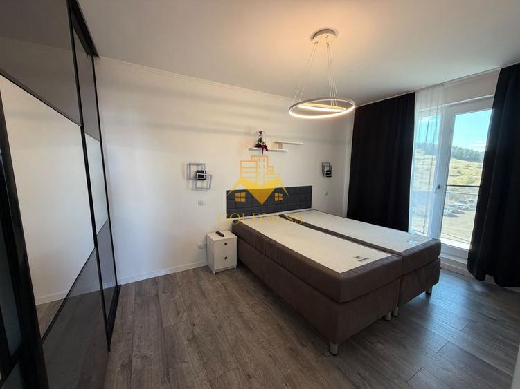 Apartament cu 3 camere semidecomandat, mobilat în Florești