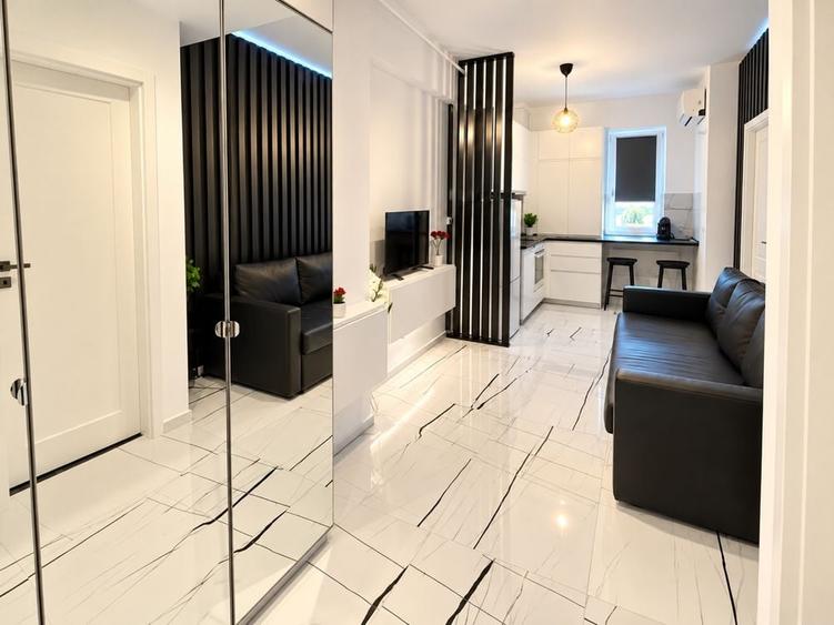 Apartament cu 2 camere semidecomandat în Central