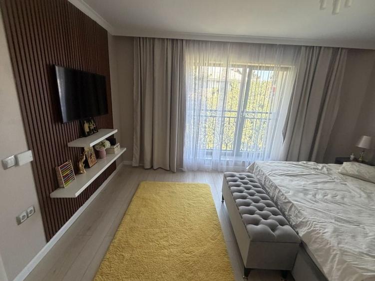 Casă cu 4 camere cu Teren 560 Mp în Central