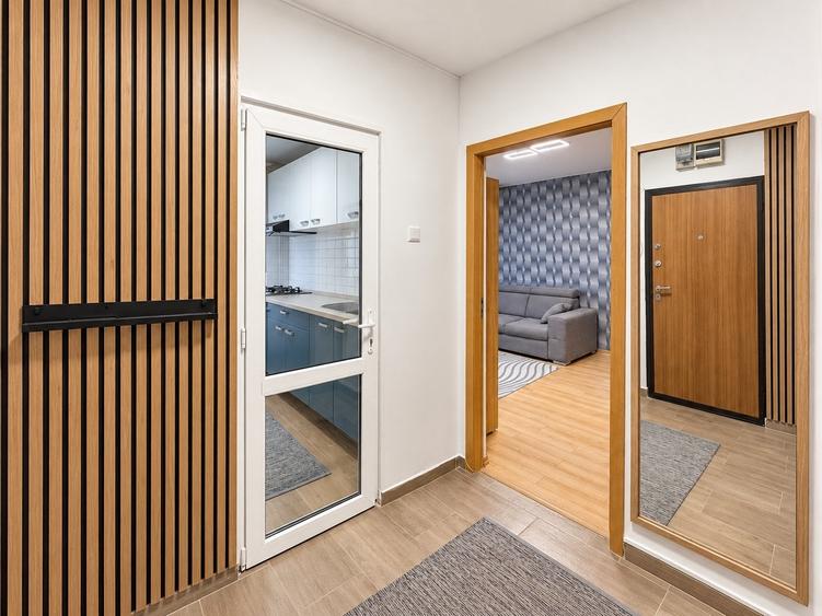Apartament cu 2 camere semidecomandat în 1 Decembrie 1918