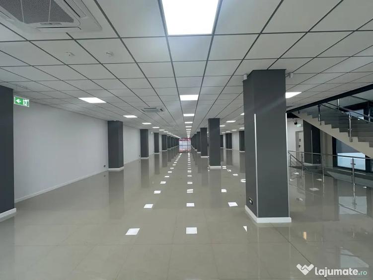 Spațiu comercial, de 3,360 mp, în Ultracentral