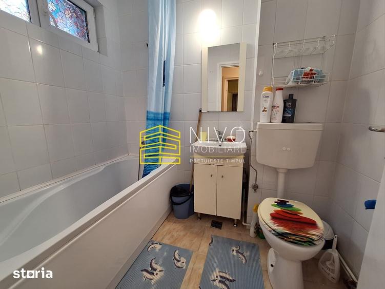 Apartament cu 2 camere semidecomandat în Aleea Carpați
