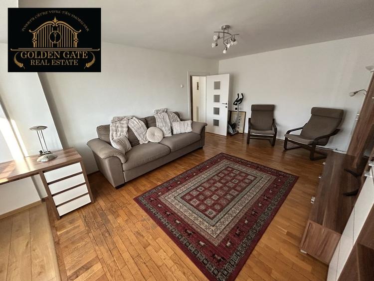 Apartament cu 3 camere decomandat, mobilat în Decebal