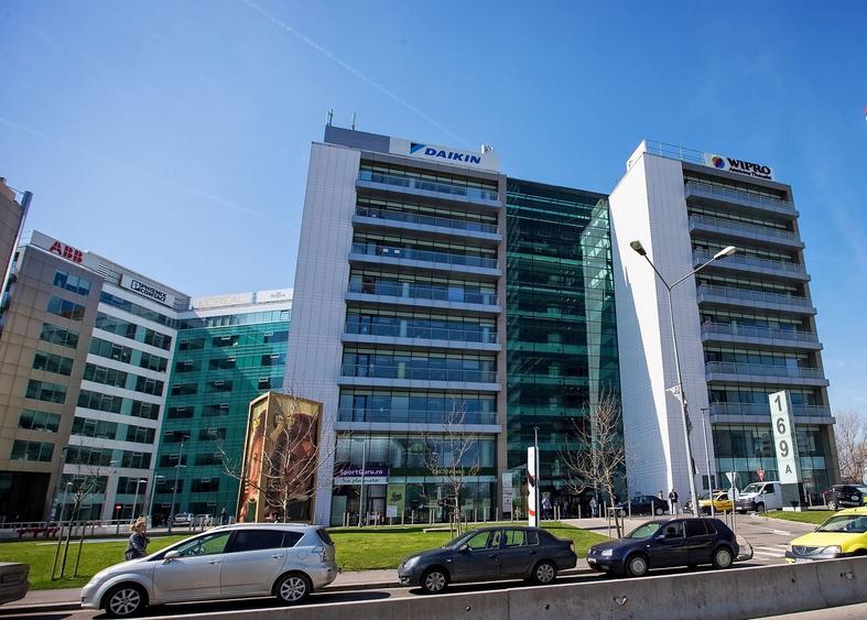 Birou, de 36,000 mp, în Aviației