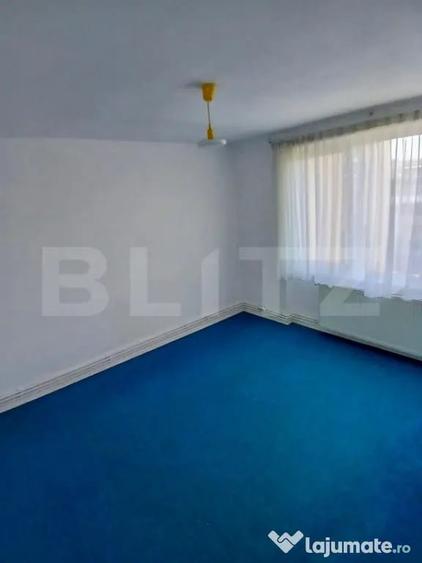 Apartament cu 2 camere 52 mp. semidecomandat, cu loc de parc - 1