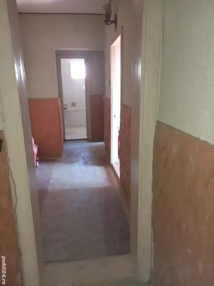 Apartament cu 3 camere în Panciu
