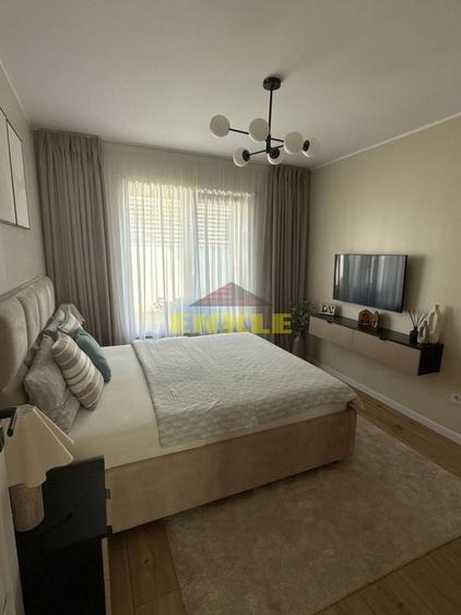 Duplex cu 4 camere cu Canalizare în Curtești