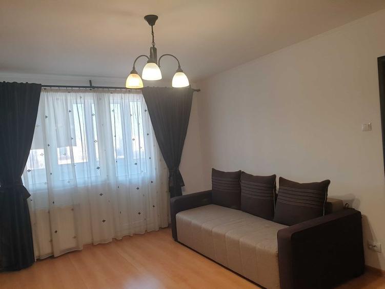 Apartament cu 2 camere decomandat, mobilat în Vatra Luminoasă