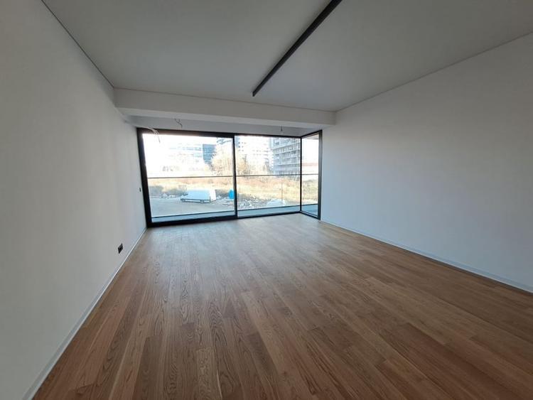 Apartament cu 2 camere decomandat în Barbu Văcărescu