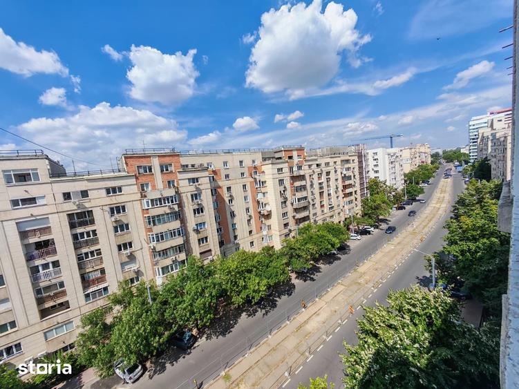 Apartament cu 3 camere decomandat în Decebal