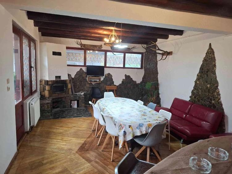Casă cu Teren 121 Mp în Central