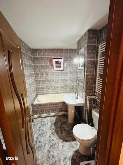 Apartament cu 2 camere decomandat în Siloz