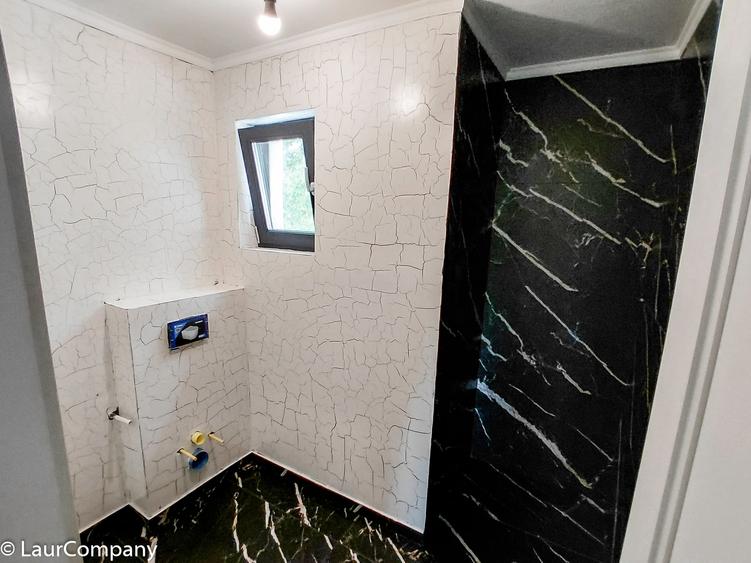 Casă individuală cu 4 camere cu Canalizare în Valea Mare-Podgoria