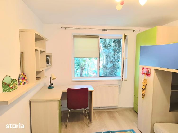 Apartament cu 4 camere decomandat, mobilat în Inel II