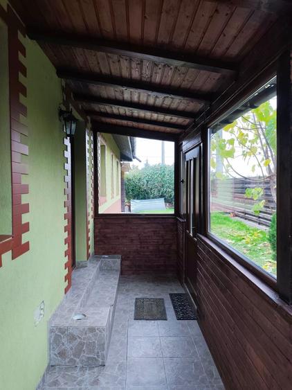 Casă individuală cu 5 camere cu Garaj în Tărtășești
