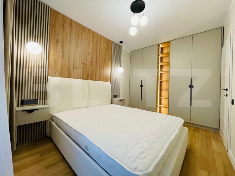 Apartament cu 2 camere semidecomandat, mobilat în Florești