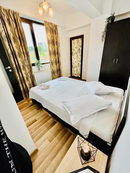 Apartament cu 3 camere semidecomandat în Ultracentral
