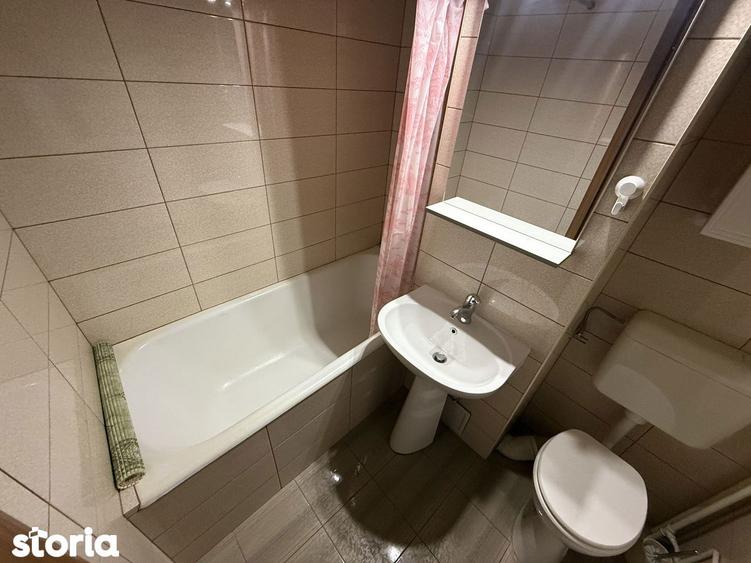 Apartament cu 3 camere decomandat, mobilat în Pantelimon