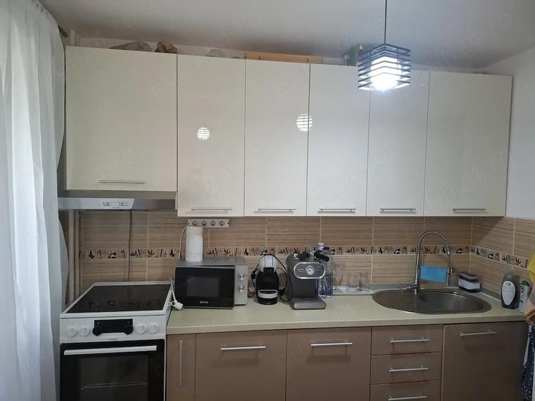 Apartament cu 2 camere decomandat în Giurgiului
