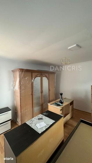 Casă cu 3 camere decomandat cu Teren 275 Mp în Palas