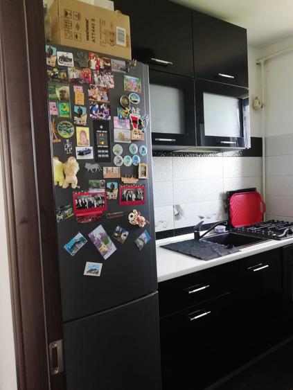 Apartament cu 2 camere semidecomandat, mobilat în Centura Nord