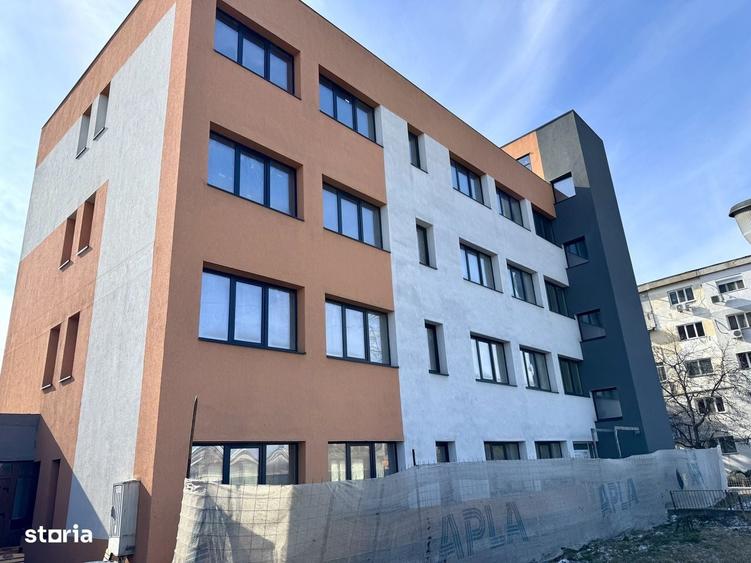 Spațiu comercial, de 920 mp, în Tătărași