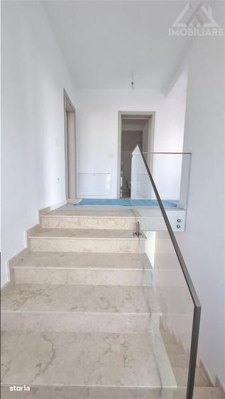 Casă cu 4 camere cu Teren 250 Mp în Rediu