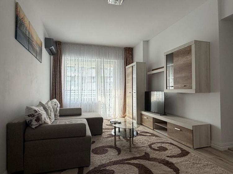 Apartament cu 2 camere decomandat în Exterior Vest