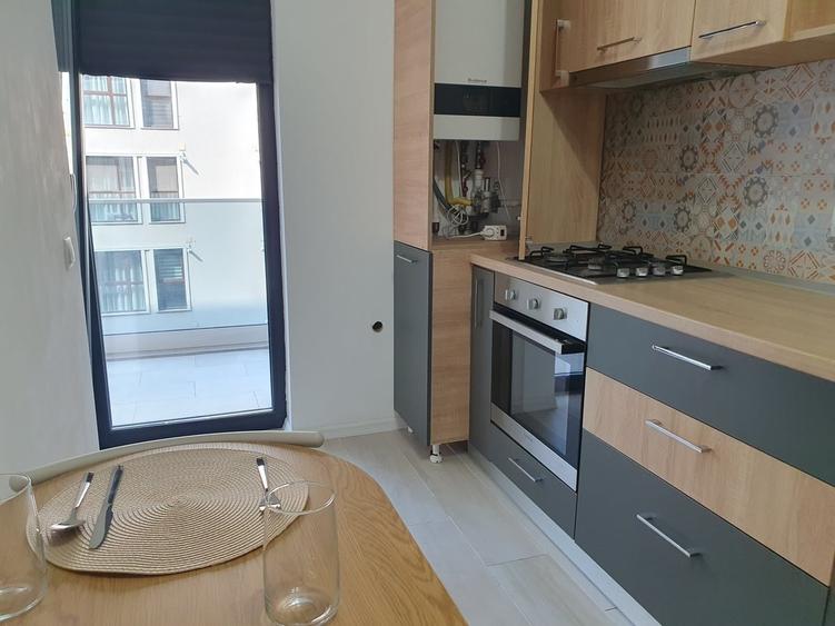Apartament cu 2 camere decomandat în Ghencea