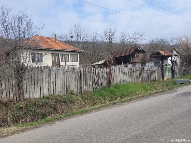 Casă cu 3 camere în Greci