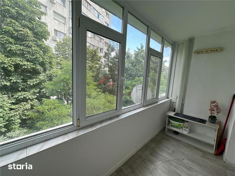 Apartament cu 2 camere decomandat în Podu Roș