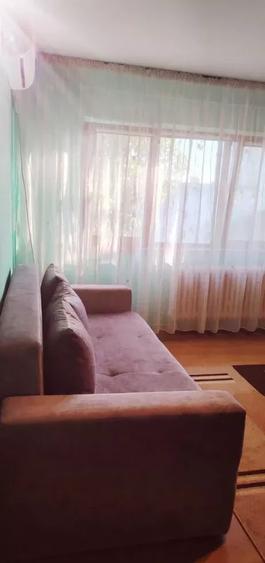 Apartament cu 2 camere semidecomandat în Podu Roș