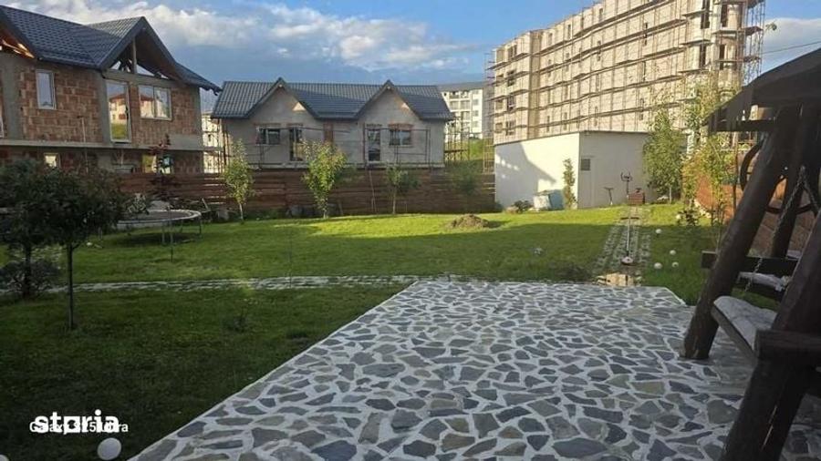 Casă cu 4 camere cu Teren 130 Mp în Bârnova